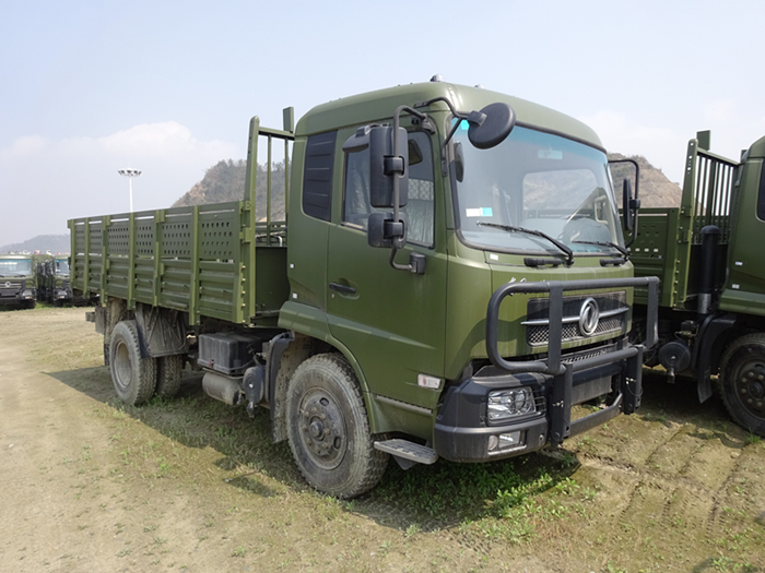 东风牌eq1120ga2型载货汽车,东风天锦运兵车厂价直销